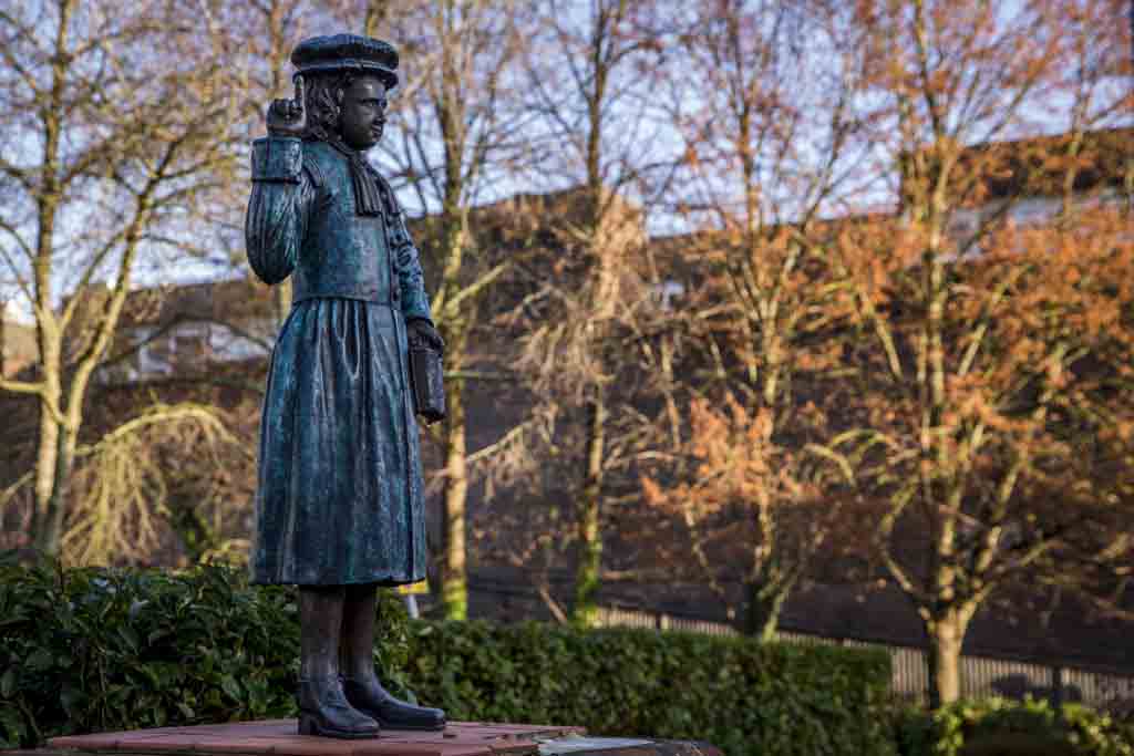 Jane Austen statue