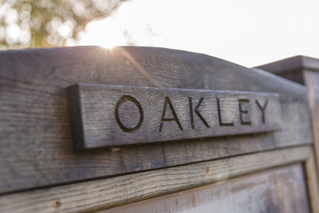 Sign in Oakley, Basingstoke