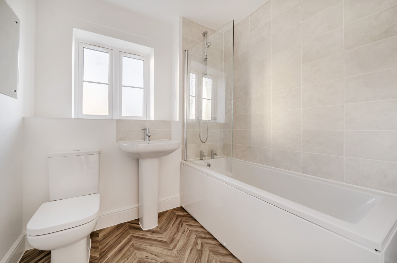 Photo of a bathroom n a 2 bedroom house at Oaklands Place