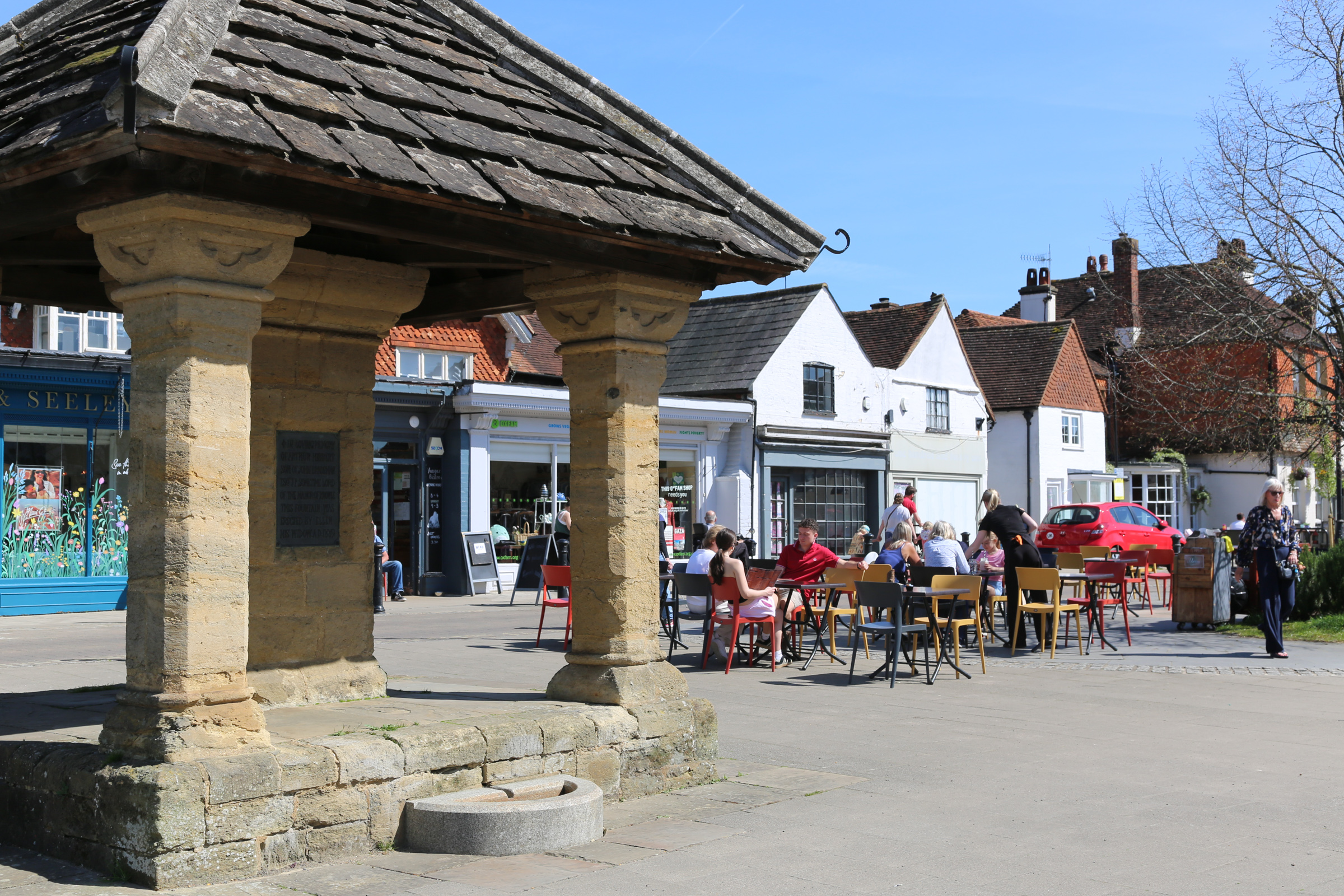Cranleigh fountain square