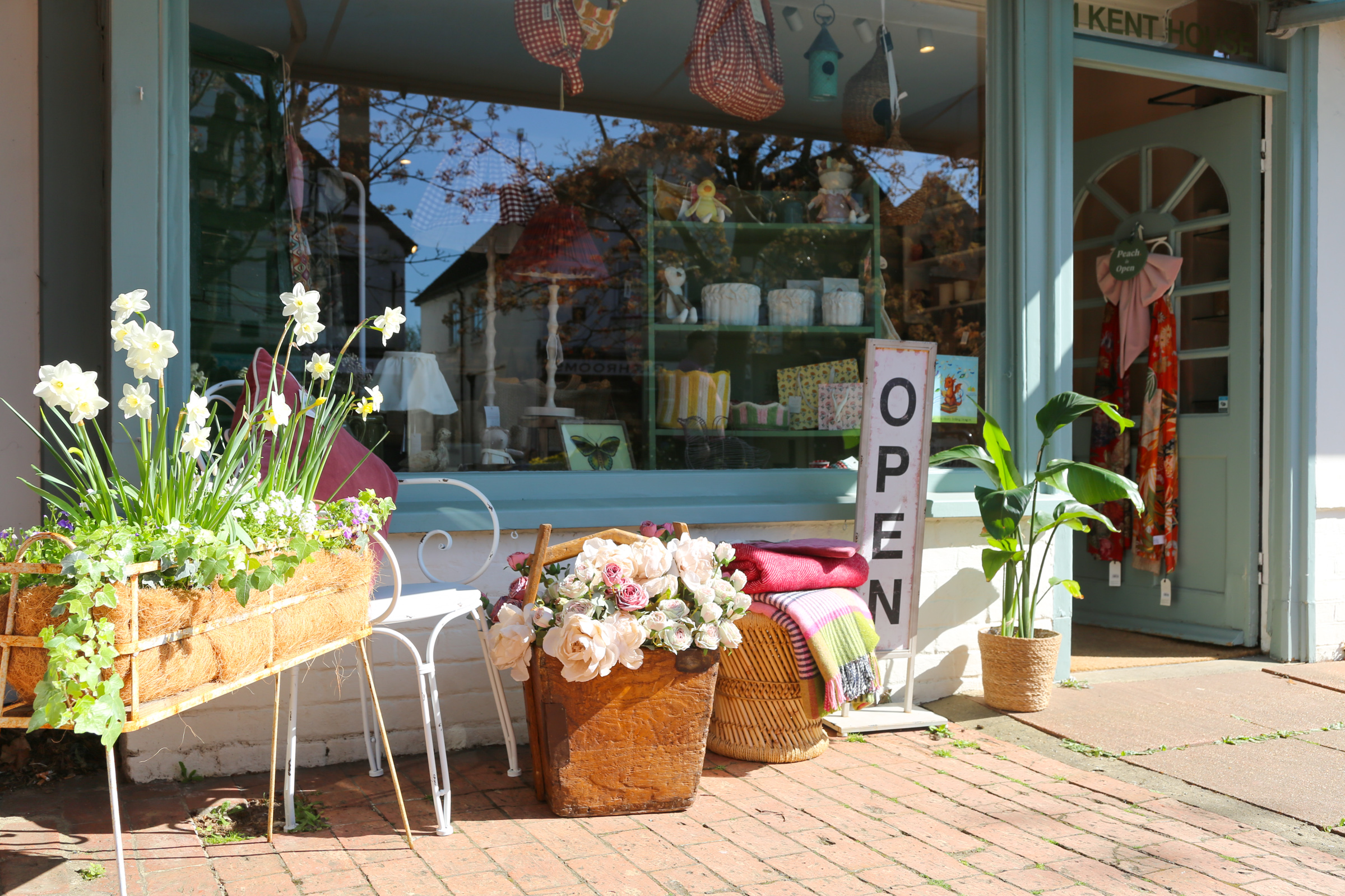 Cranleigh town high street